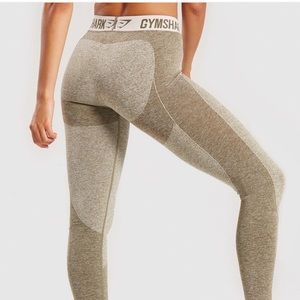 Gymshark Flex Leggings (Khaki)